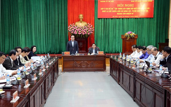 Thường trực HĐND TP dự hôi nghị tham gia ý kiến vào Ðề án Trung ương 7, khóa XII về công tác cán bộ